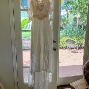 Vintage wedding dress